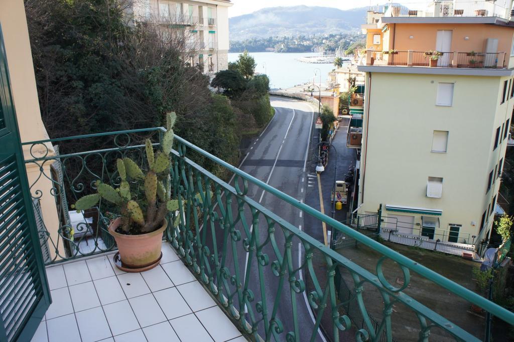 Casa Auxilium Apartment Rapallo Exterior photo